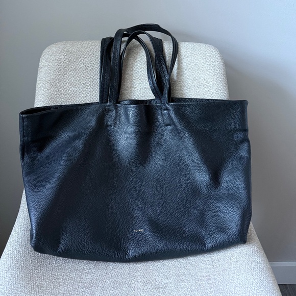 CUYANA Classic Easy Tote - Picture 2 of 8